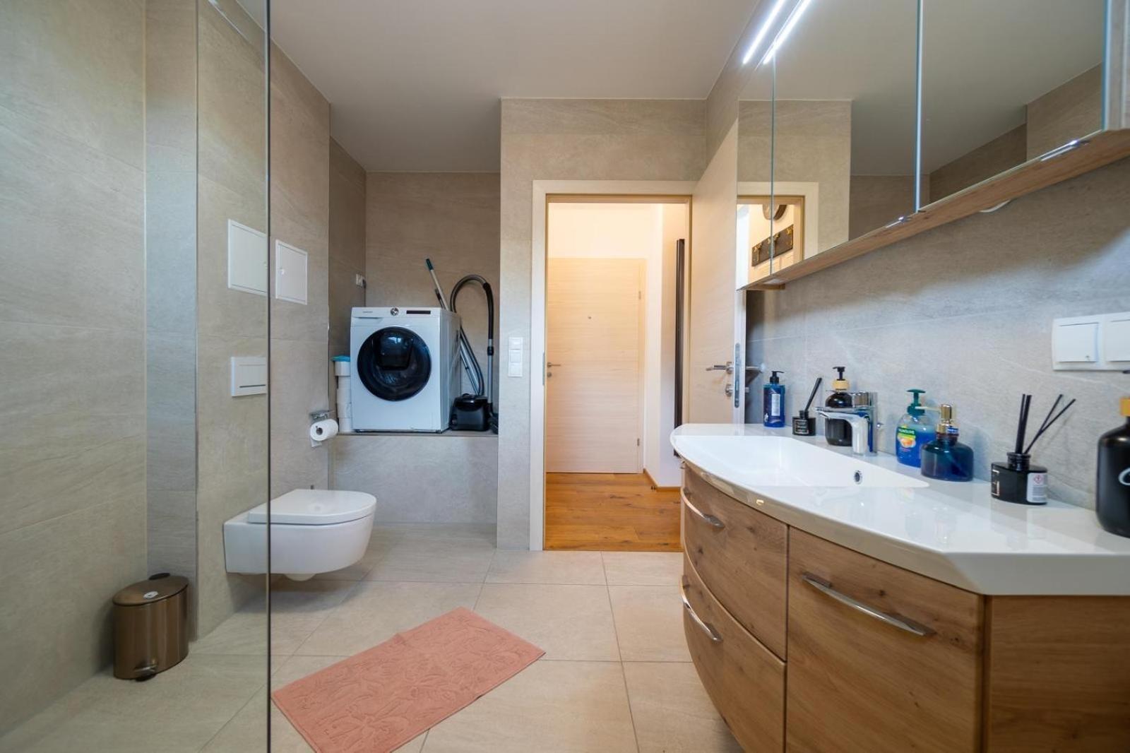 Bennett Apartament
